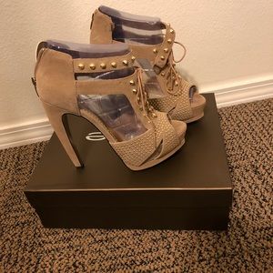 Bebe heels size us 8 women’s